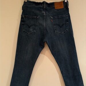 Men’s Levi’s dark blue denim 33/30